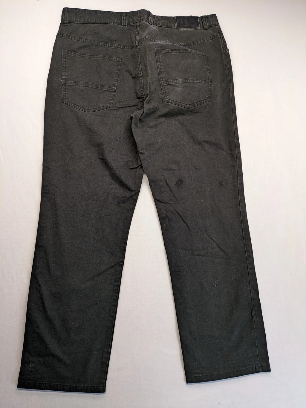 C.Comberti grey straight jeans 5-pocket design made of stretch cotton.