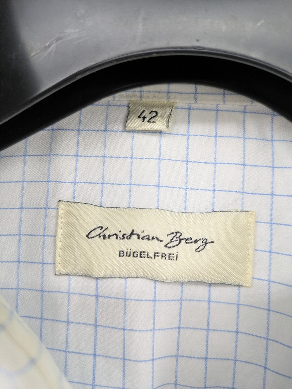Christian Berg long sleeve shirt pink checkered pattern, non-iron fabric, Kent collar.