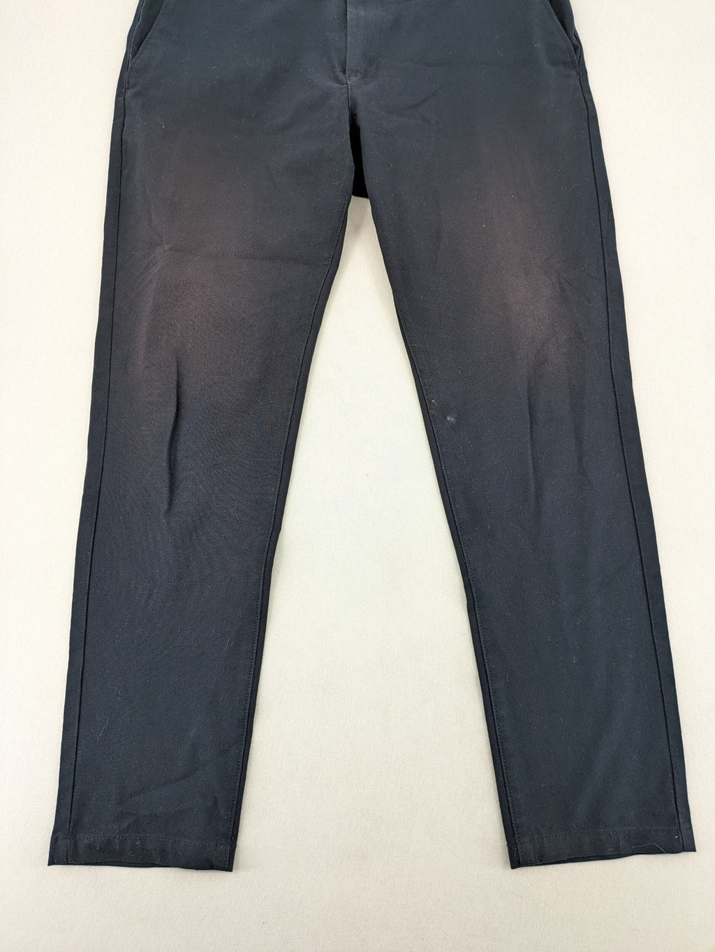 Zara navy chinos flat front design with stretch fabric for comfort and versatility.
