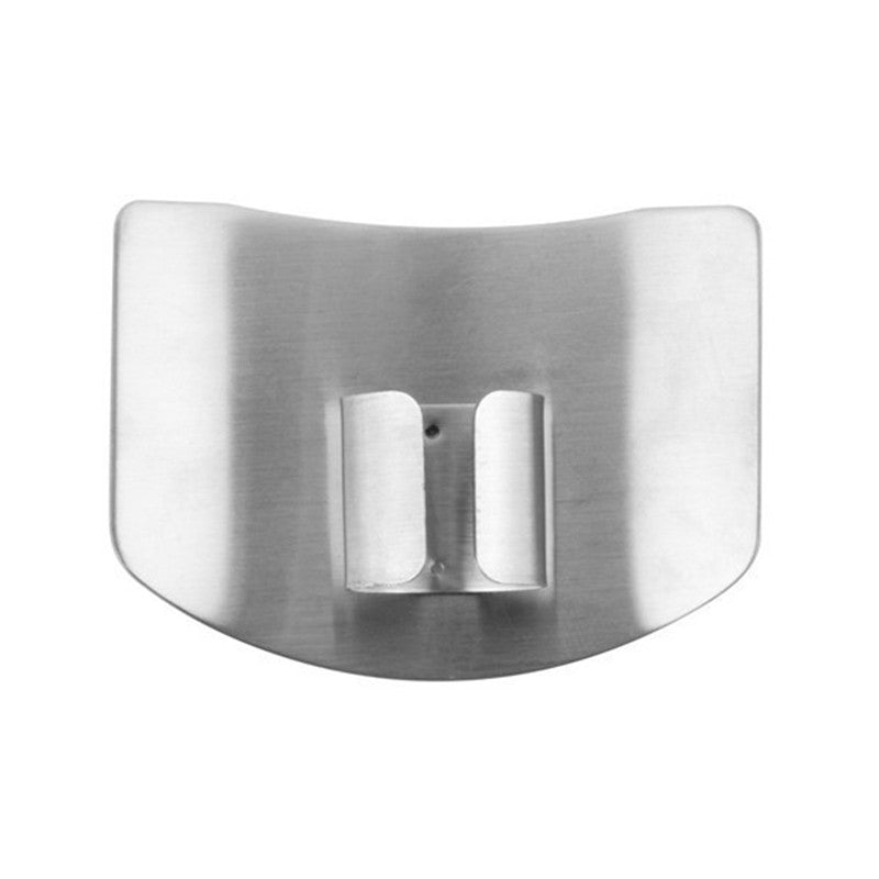 Edelstahl cutting aid silver with open ring design for finger protection while slicing.