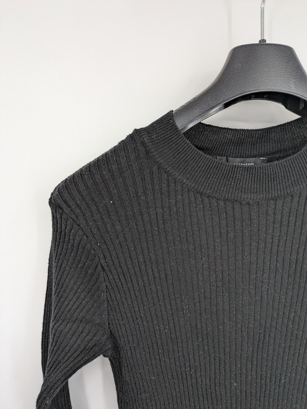 Atmosphere black bodycon midi dress with ribbed texture and long sleeves.