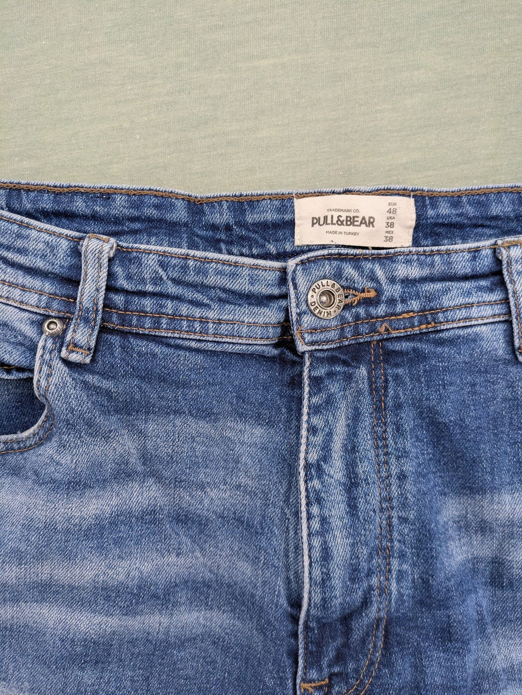 Pull&Bear blue straight jeans with distressed details and classic 5-pocket design.