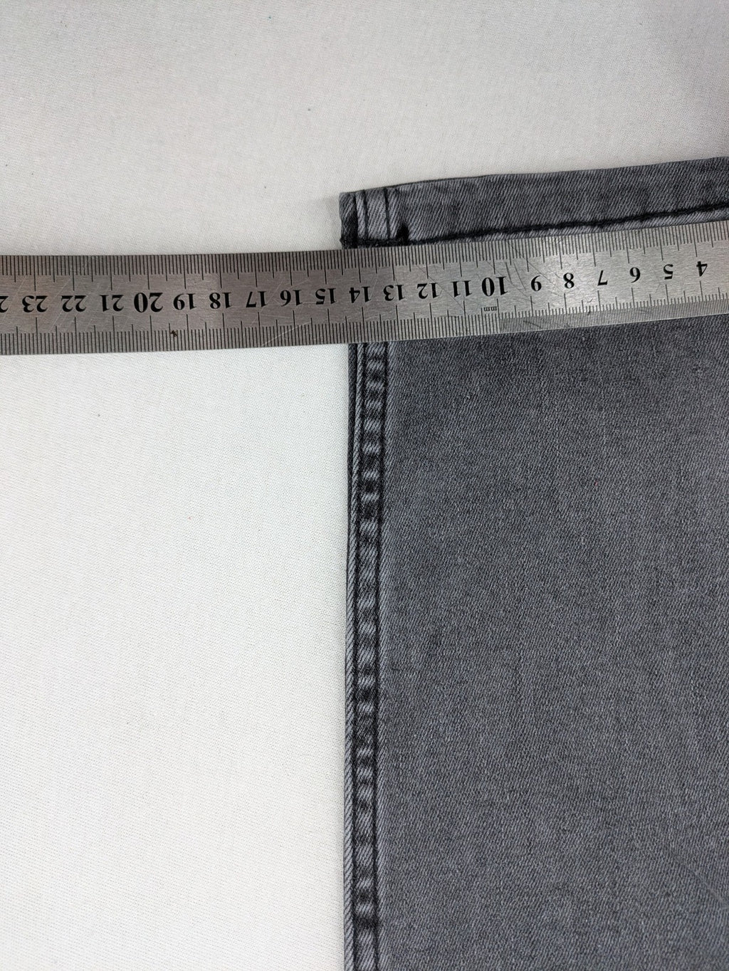 Pier One grey slim fit jeans with classic five-pocket design and washed stretch denim.
