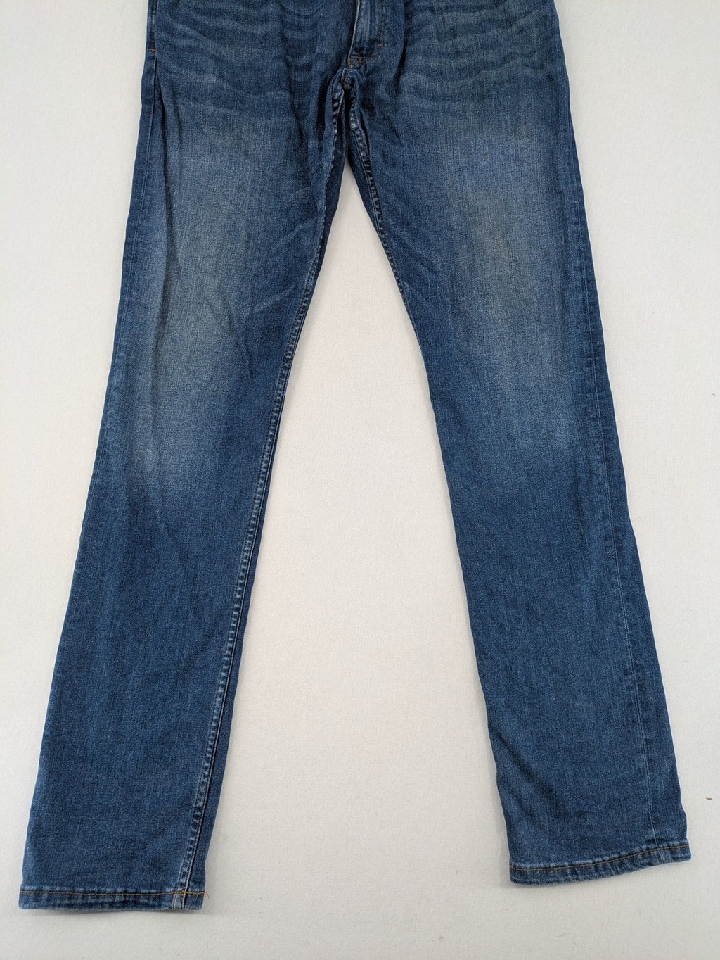 s.Oliver blue slim fit jeans medium wash stretch denim with classic design