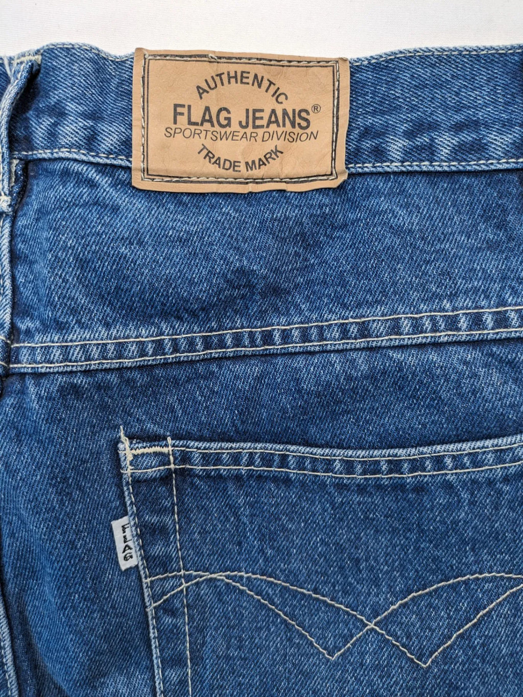 Flag Jeans blue straight leg jeans 5-pocket style robust denim classic wash