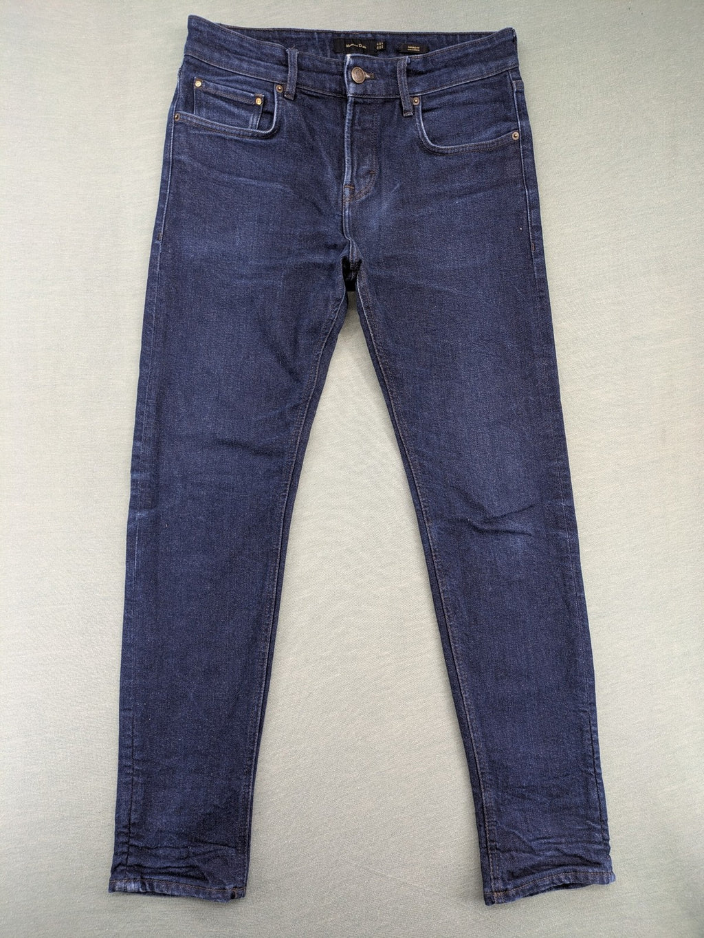 Massimo Dutti pink tapered fit jeans, stretch denim, classic design, versatile style.