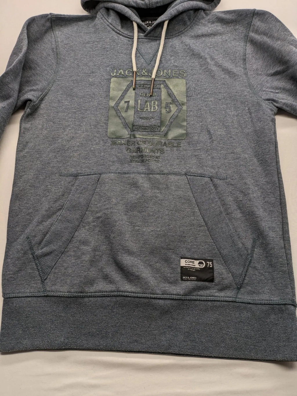 Jack & Jones green-grey hoodie with "Denim Lab" graphic, drawstring hood, kangaroo pocket.
