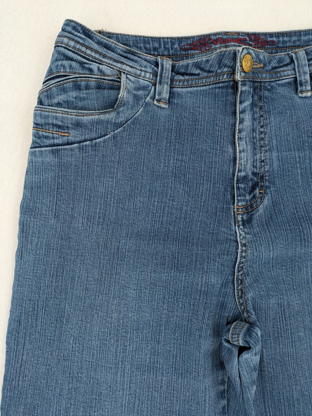 Vunic blue bootcut jeans medium wash five-pocket style with zipper and button closure