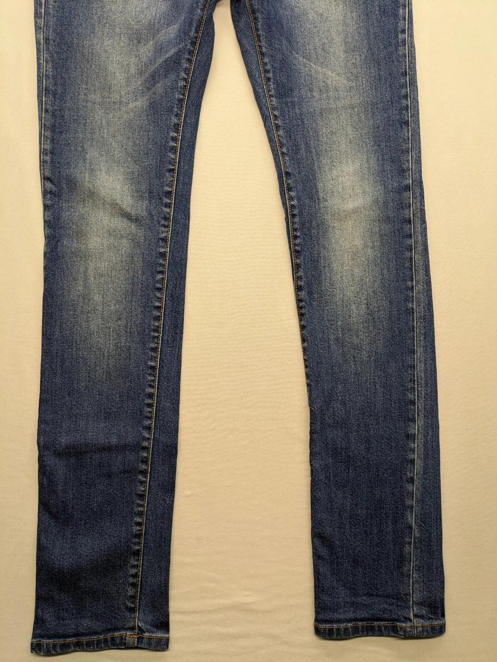 Vingino blue skinny jeans with adjustable waistband and classic wash, made from stretch denim.