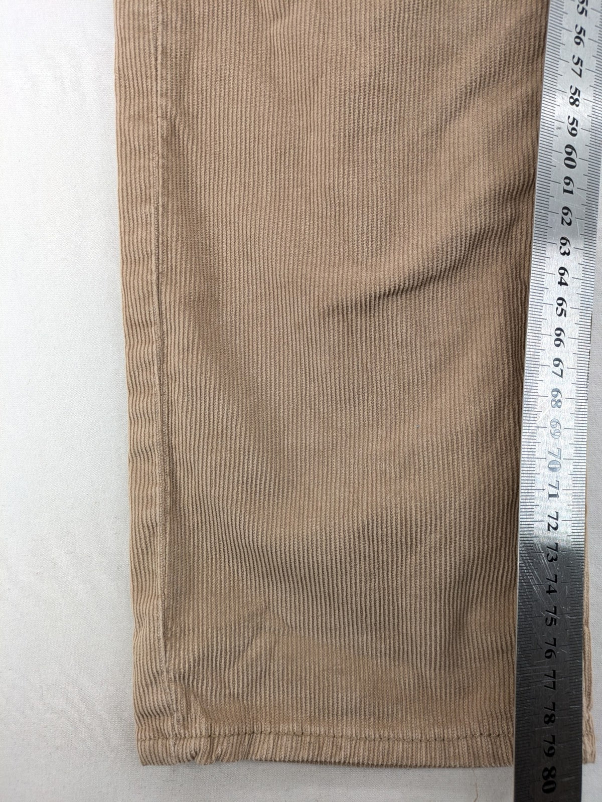 Jack & Jones beige cord pants slim fit 5-pocket design, sturdy material.