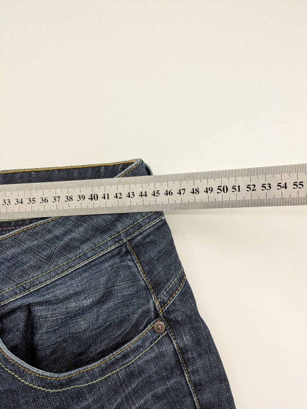 OPUS blue straight jeans Eileen with classic five-pocket design and subtle fading.