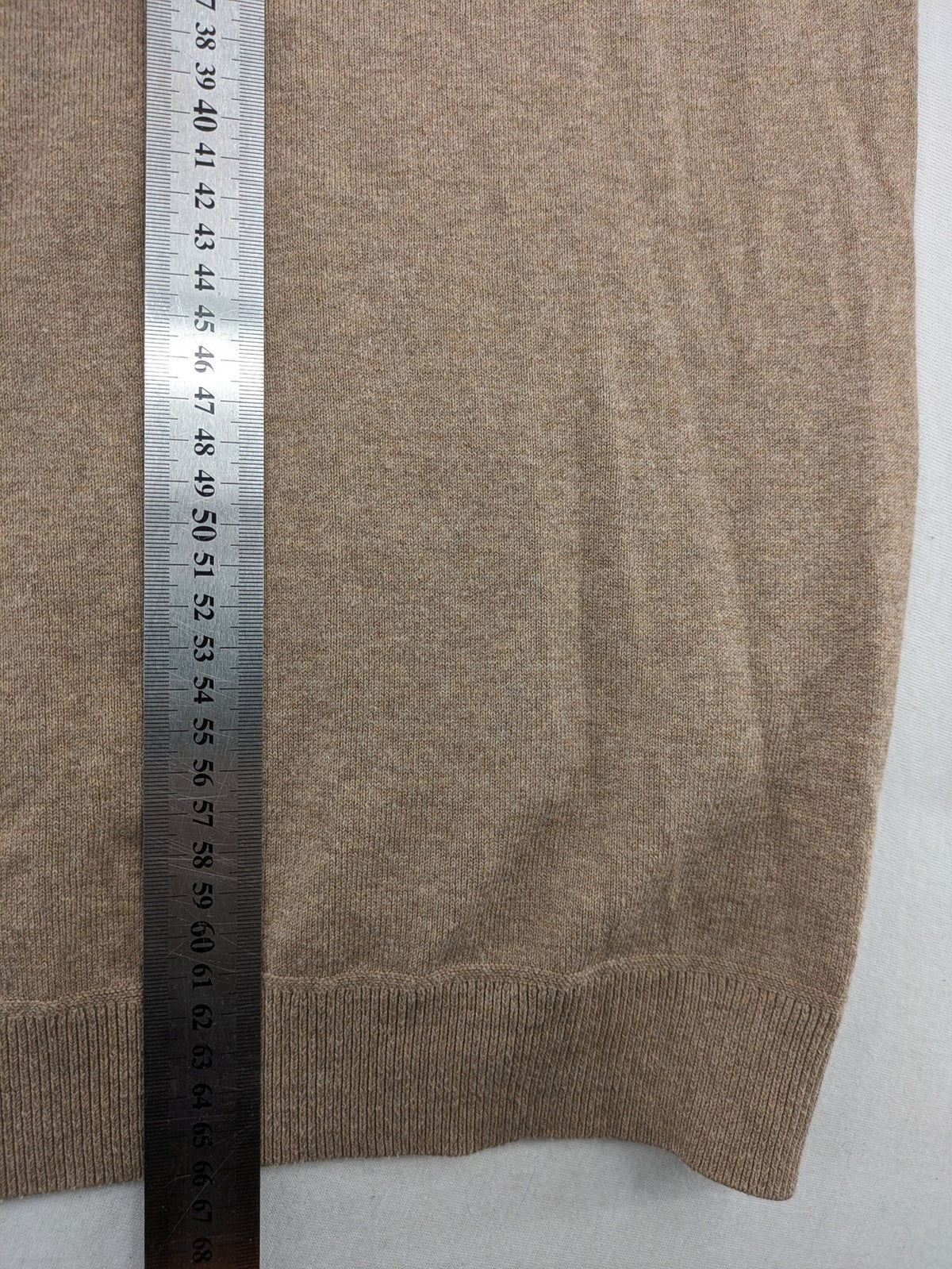 Nizzin Amsterdam knit jumper beige V-neck with button placket and soft cotton blend.