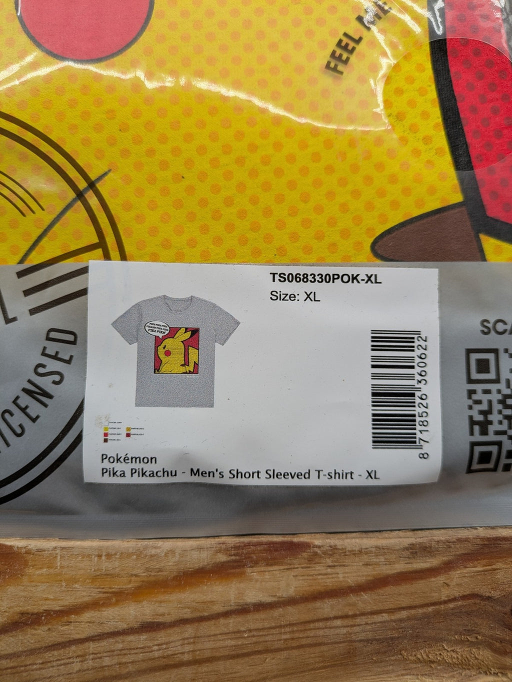 Difuzed Pokémon Pikachu graphic t-shirt grey, vibrant comic-style Pikachu design.