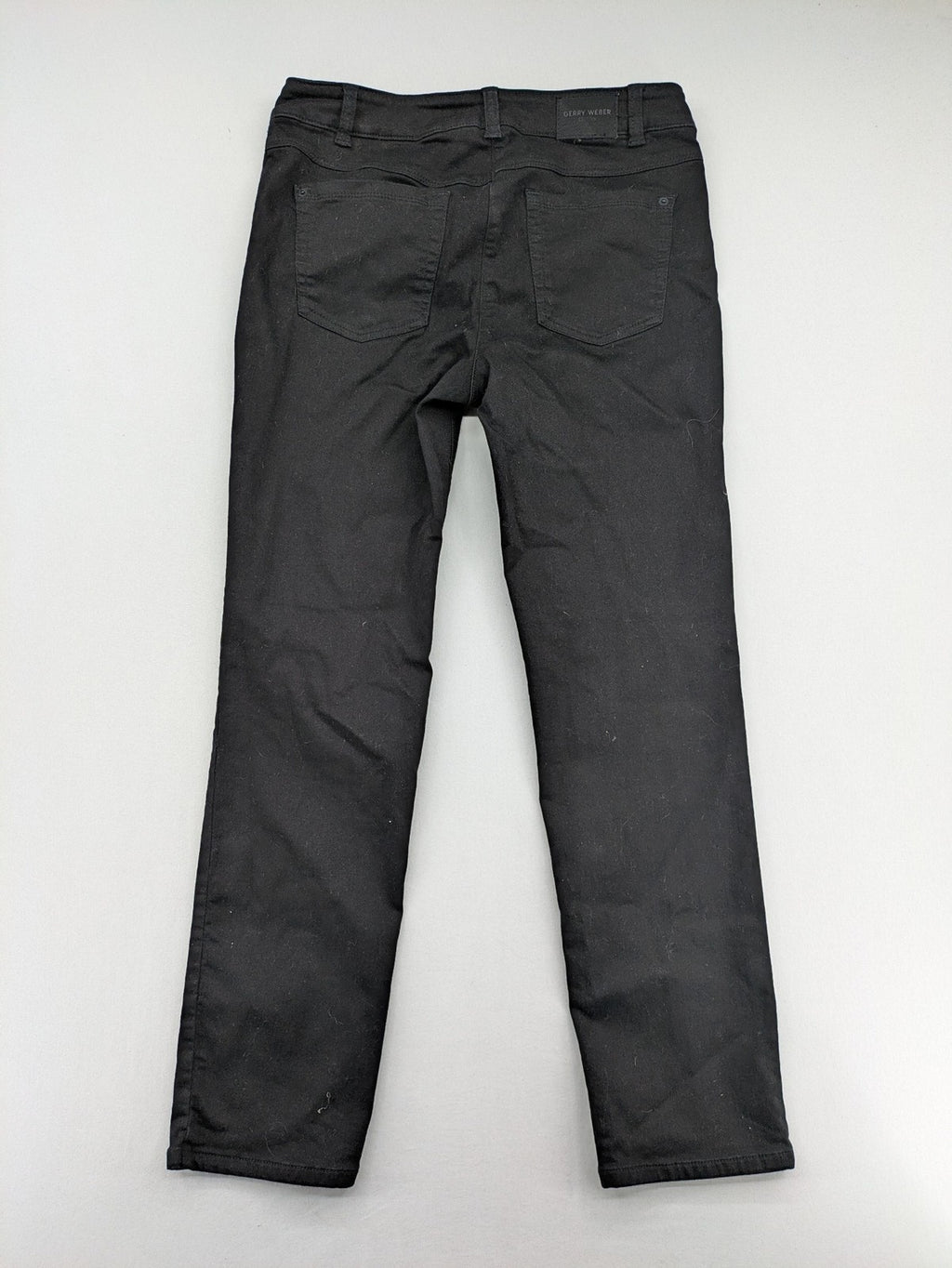 Gerry Weber black straight jeans Best4me Slim Fit 5-pocket design with logo patch.