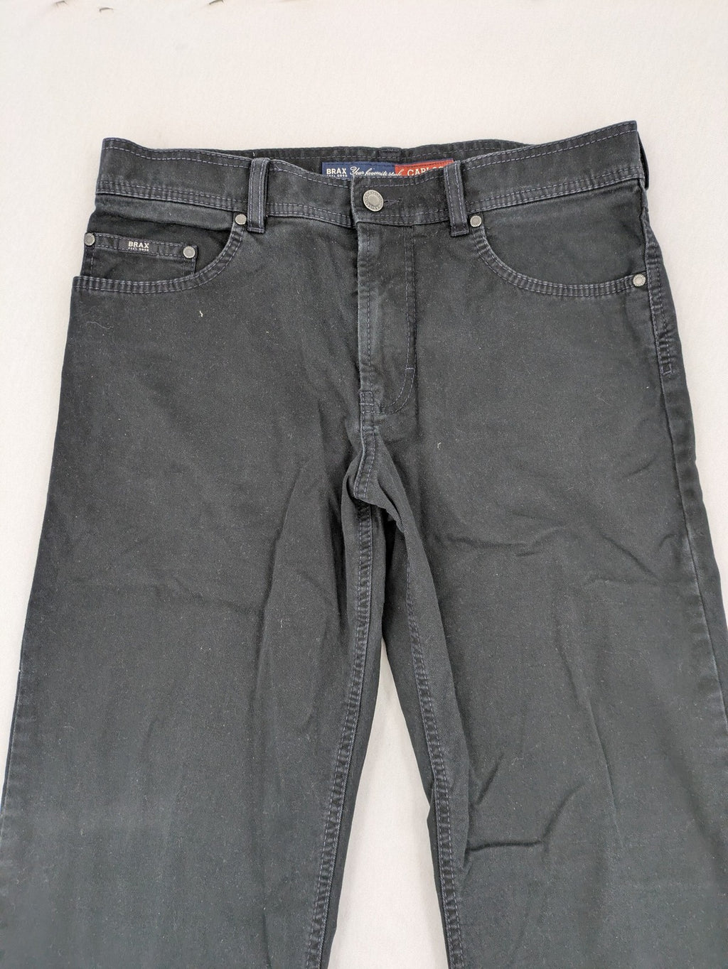 BRAX black straight jeans Carlos model, washed finish, durable cotton with stretch.