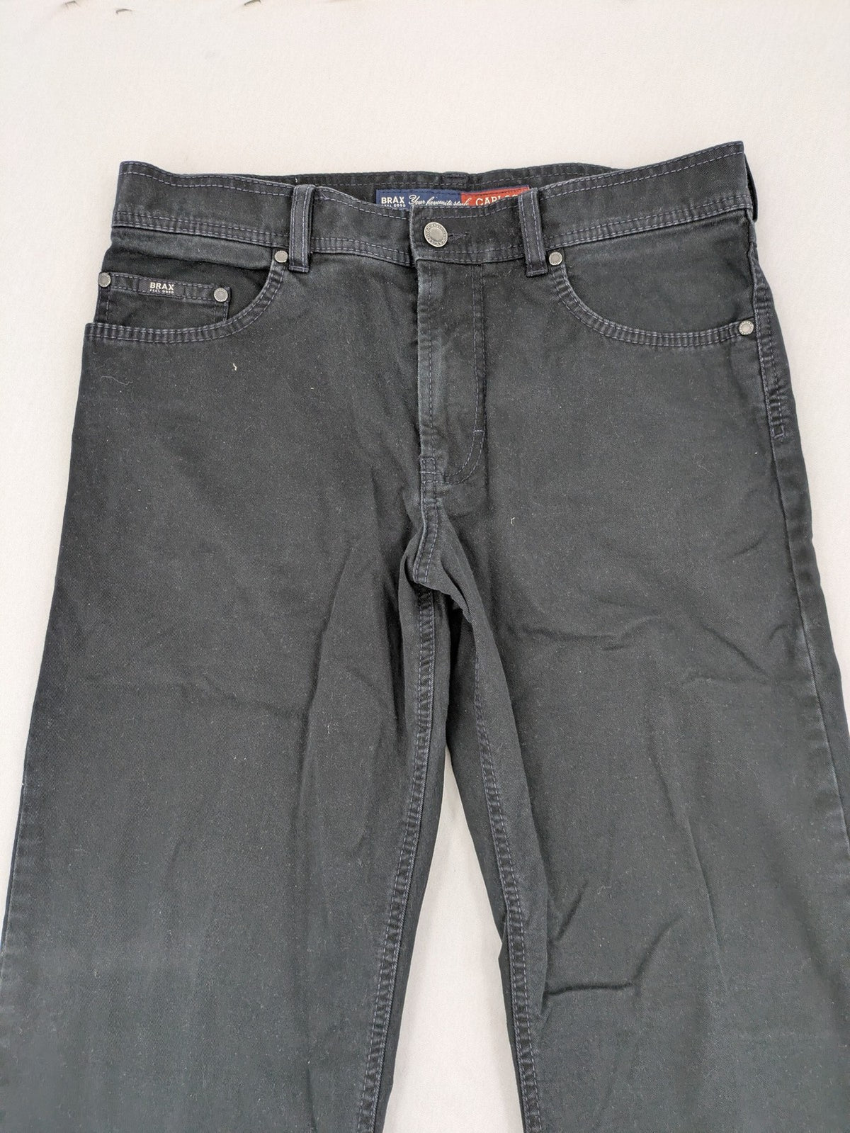 BRAX black straight jeans Carlos model, washed finish, durable cotton with stretch.