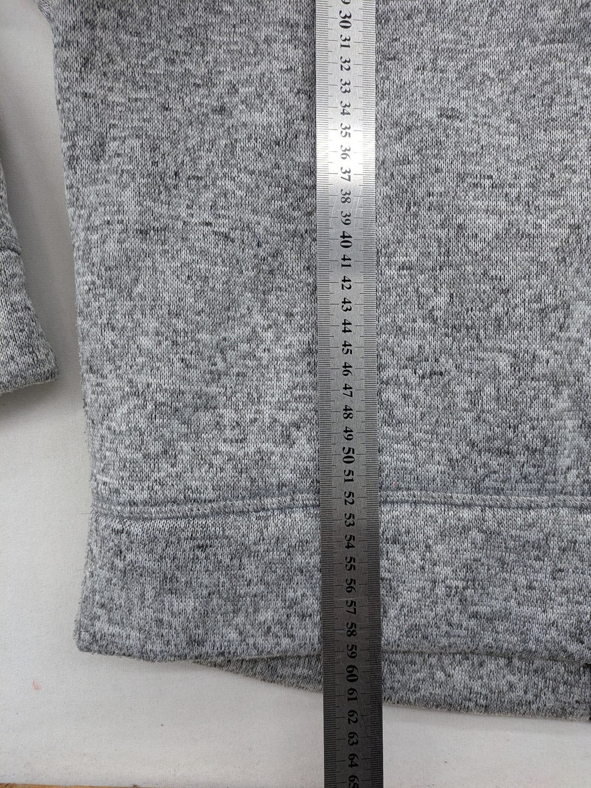 Angelo Litrico grey hoodie with teddy fleece lining, adjustable hood, and retro ski patch.