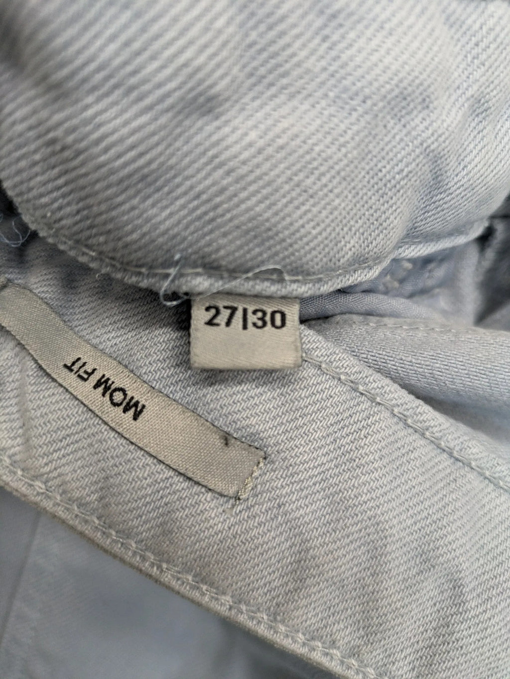 Esprit blue mom fit jeans high waist with classic 5-pocket design and logo.
