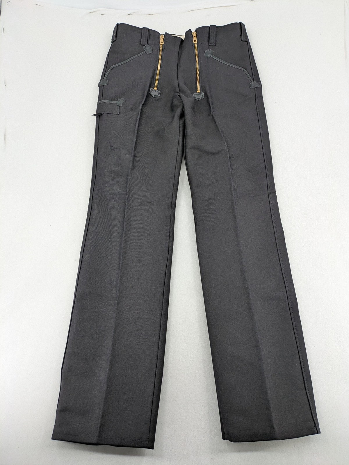 FHB hunting pants grey with double zipper and leather reinforcements, made from 100% cotton.