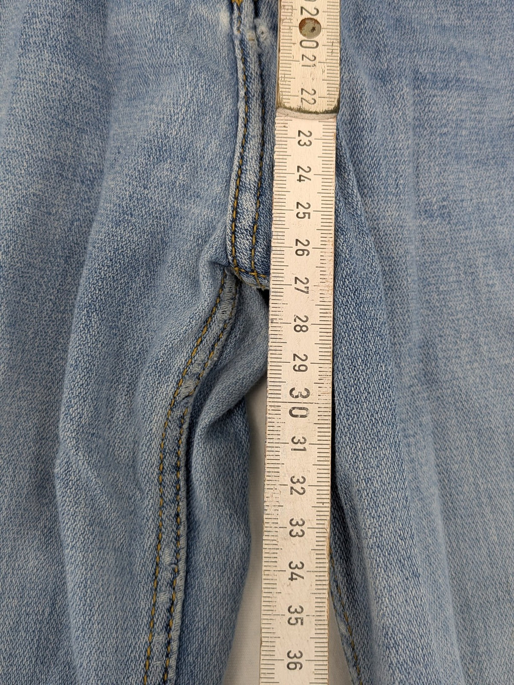 Zara blue high waist skinny jeans with classic wash and JOIN LIFE logo.