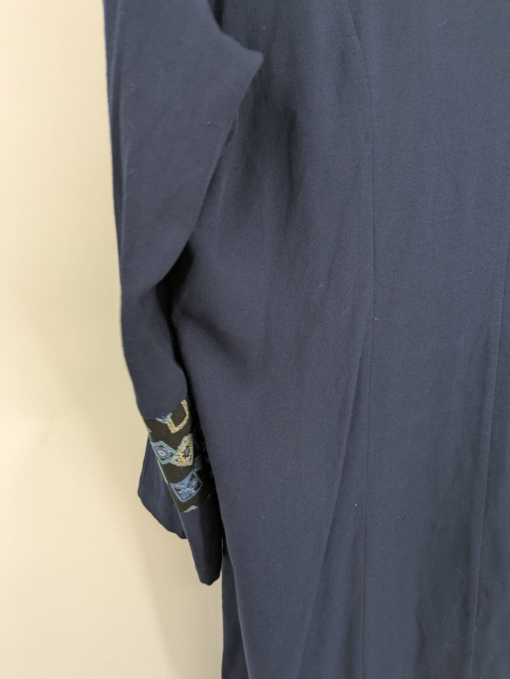 ARA long cardigan blue green geometric pattern with wide collar and button placket