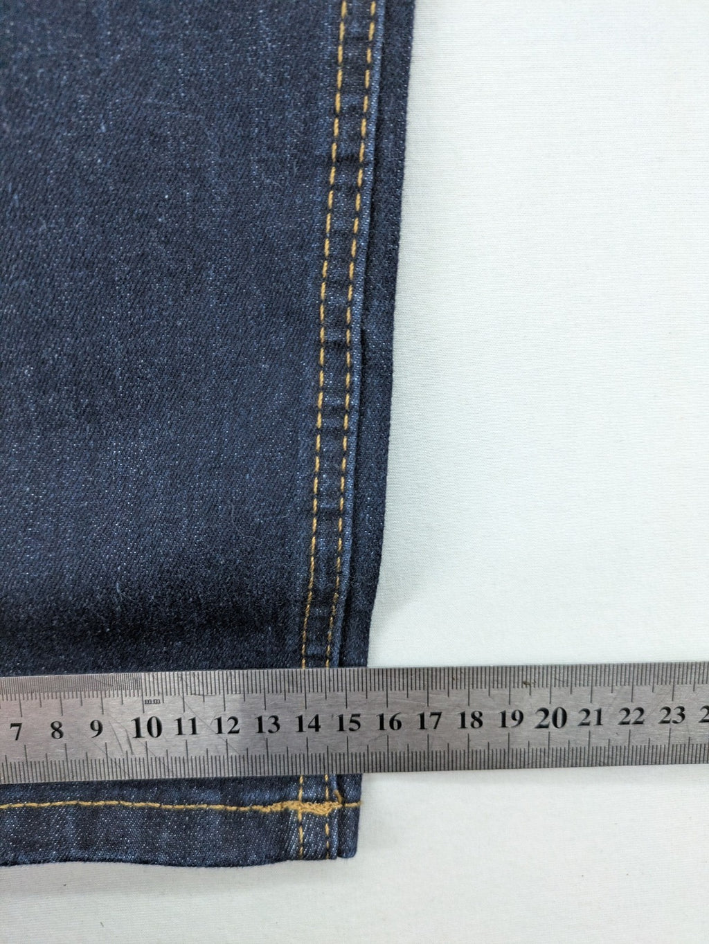 Esprit pink straight jeans classic 5-pocket style with contrasting stitching details