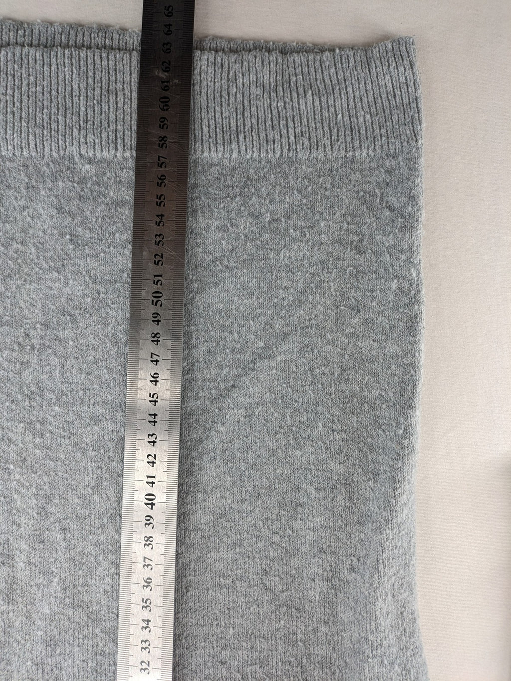 ONLY grey turtle neck jumper with raglan sleeves and classic round neckline.