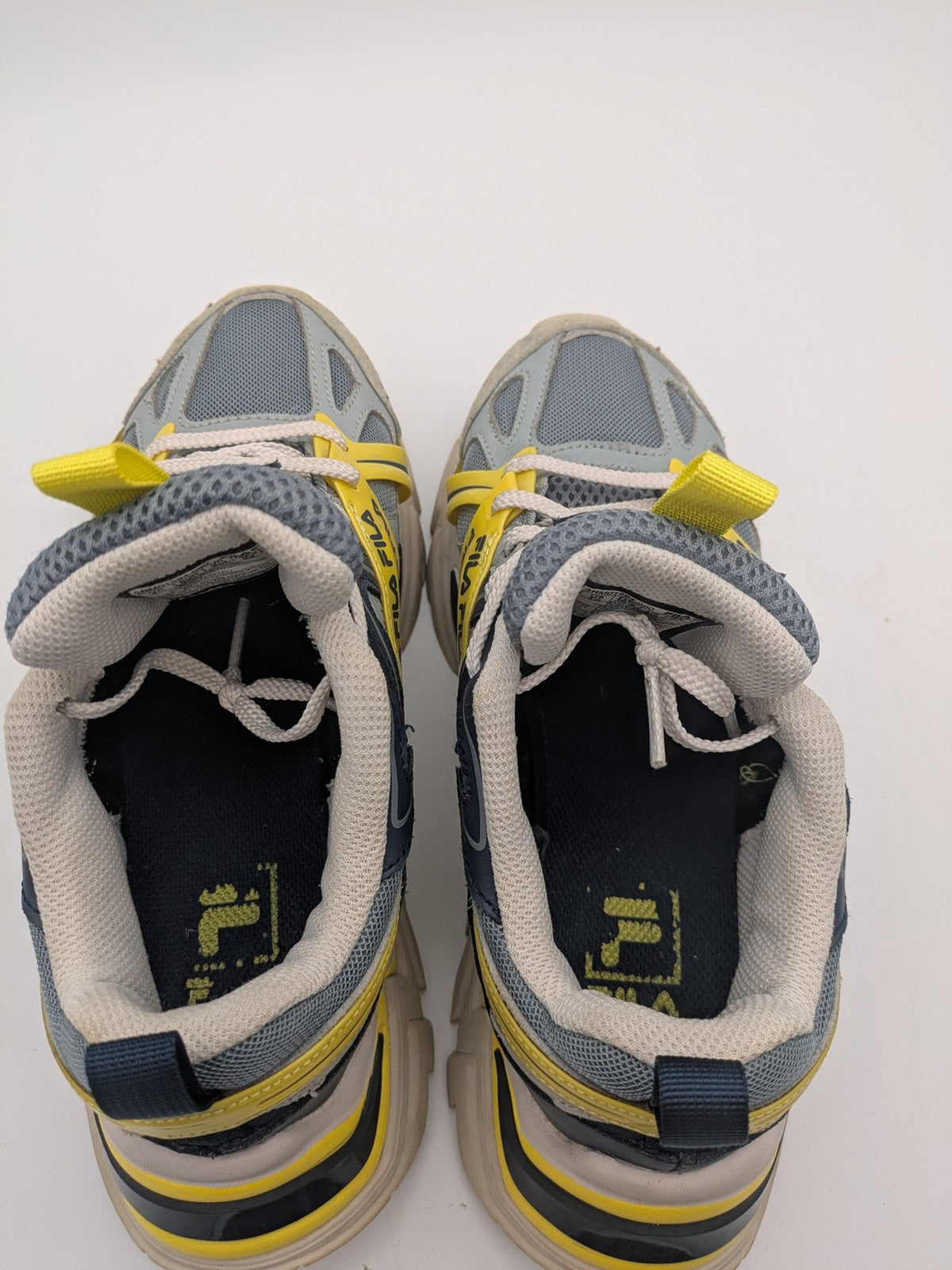 Fila Oakmont TR sneakers beige grey yellow chunky silhouette durable mixed material
