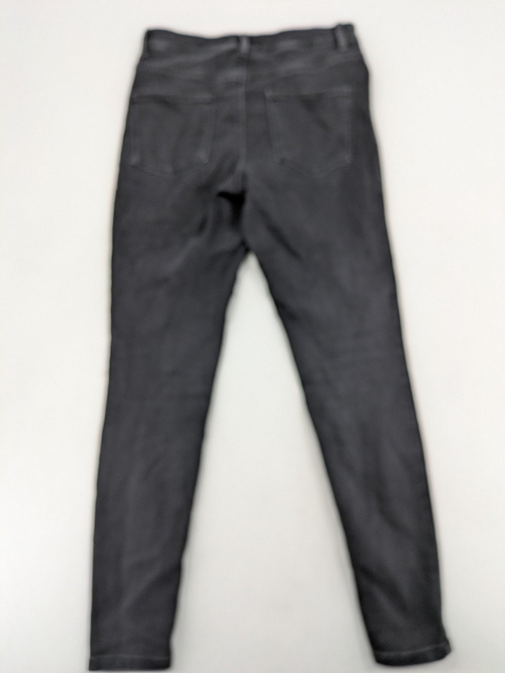 Denim & Co. skinny jeans black washed 5-pocket style with stretch material