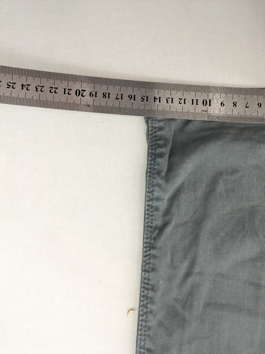 Money grey chino pants slim fit cotton stretch made in Italy with button closure.