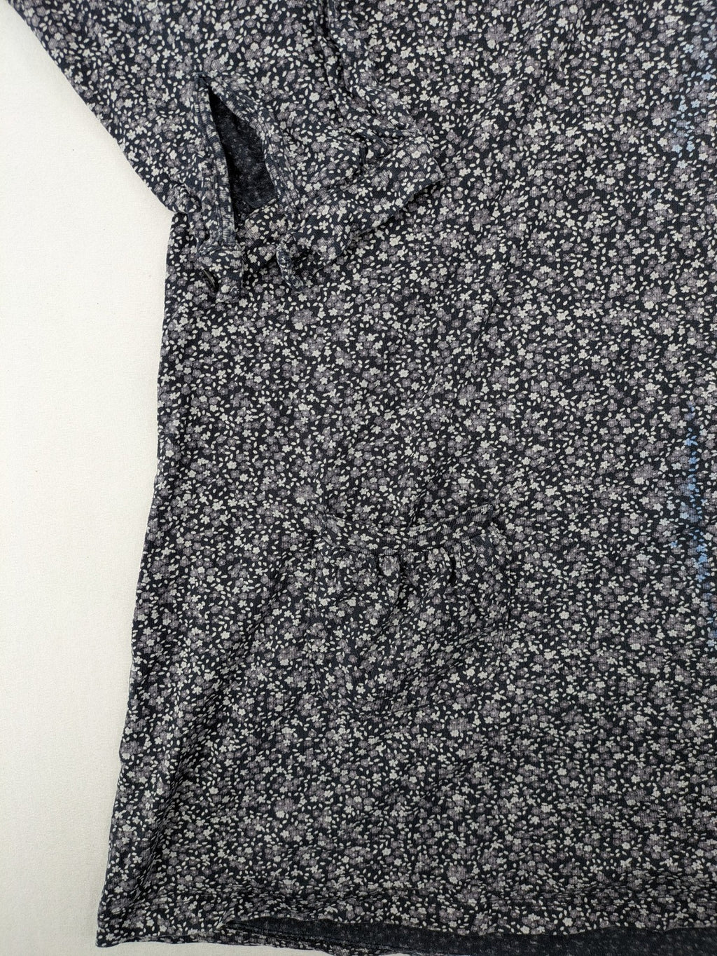 H&M navy floral tunic with 3/4 sleeves and adjustable waist drawstring.