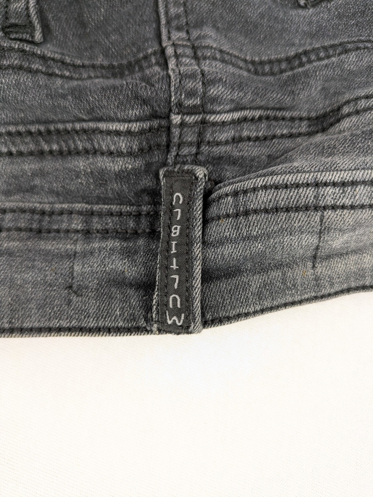 multiblu grey skinny jeans faded wash five-pocket design with button closure