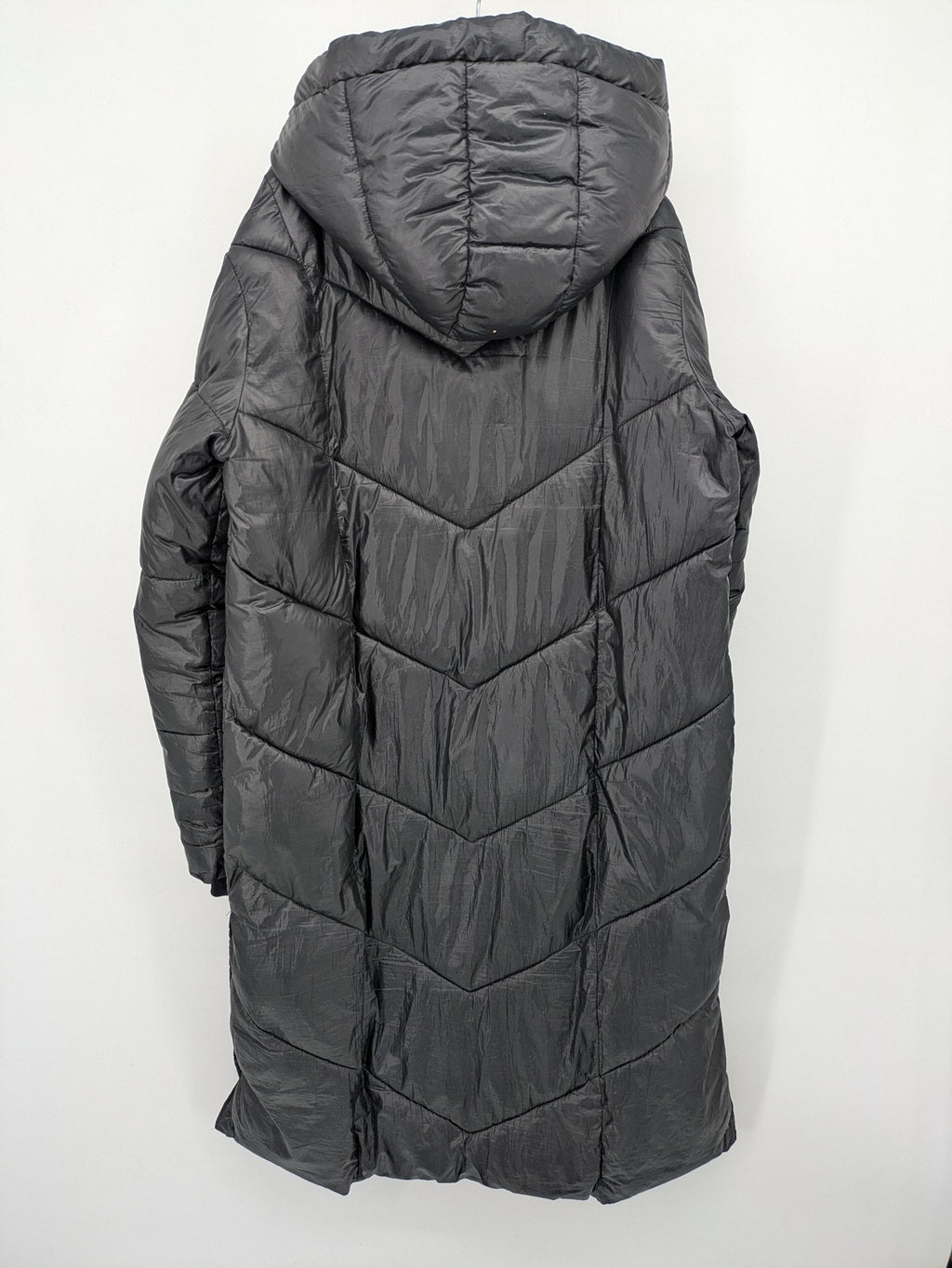 Stradivarius grey coat with chevron quilted pattern and hood, featuring zip closure and snap storm flap.