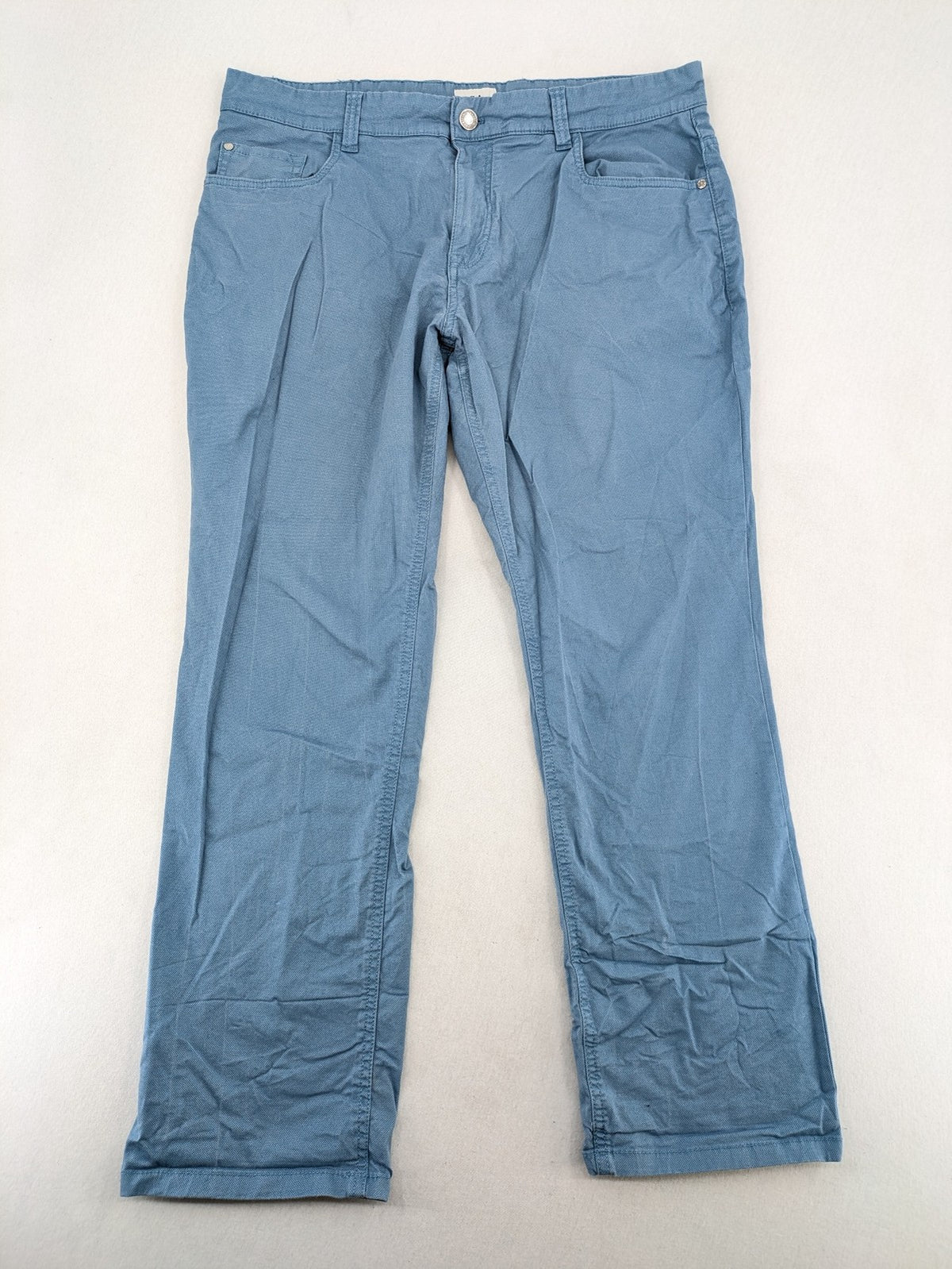 C&A blue chino pants regular fit 5-pocket design with zipper, made of cotton stretch.