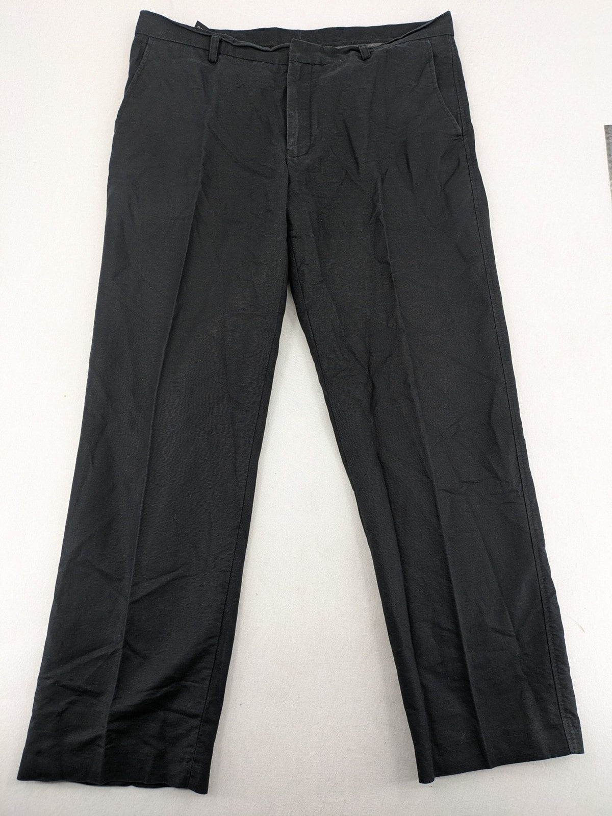 Angelo Litrico black trousers, classic straight cut, breathable linen-cotton blend.