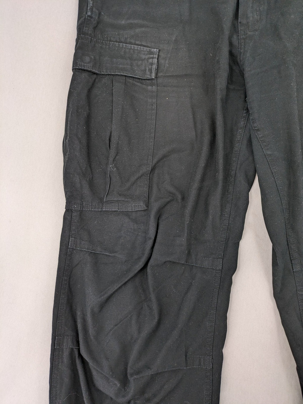 Brandit hunting & tactical pants grey vintage army style with cargo pockets and button fly.