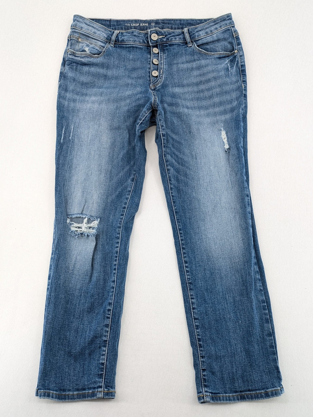 Yessica blue straight jeans distressed details button fly cropped style