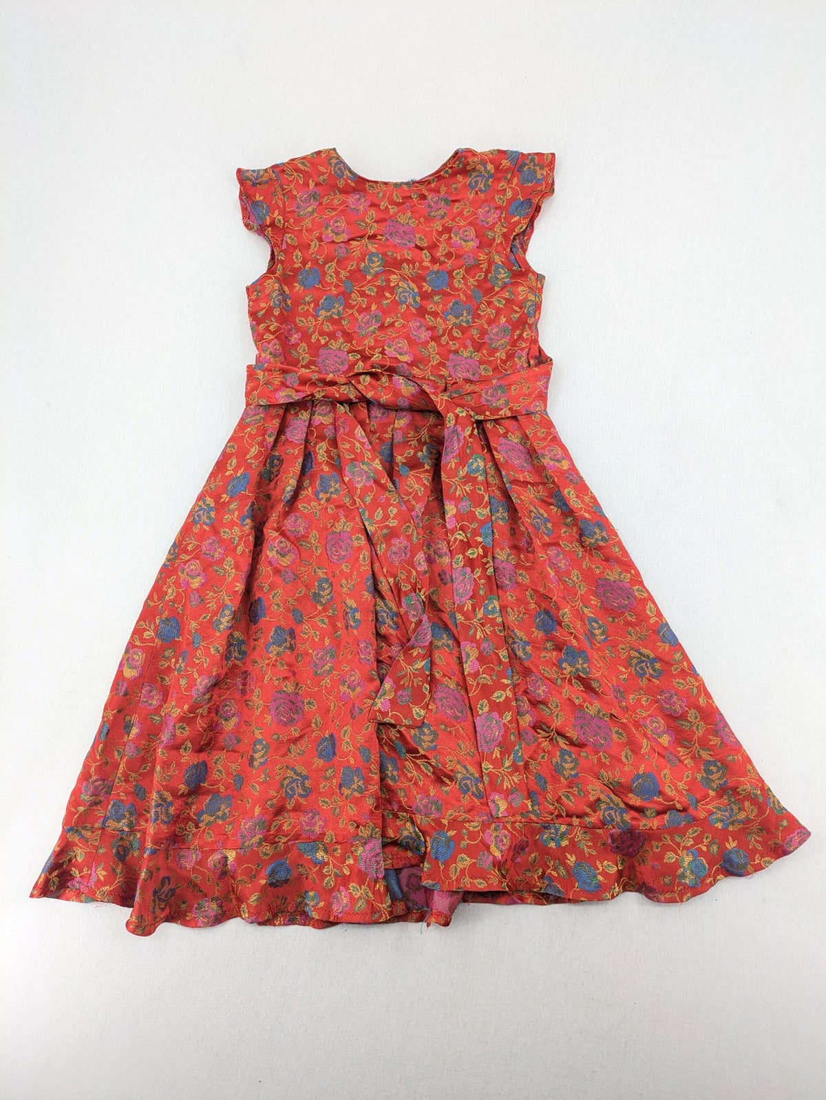 Jacquard multi A-line dress red floral jacquard pattern with matching waist tie.