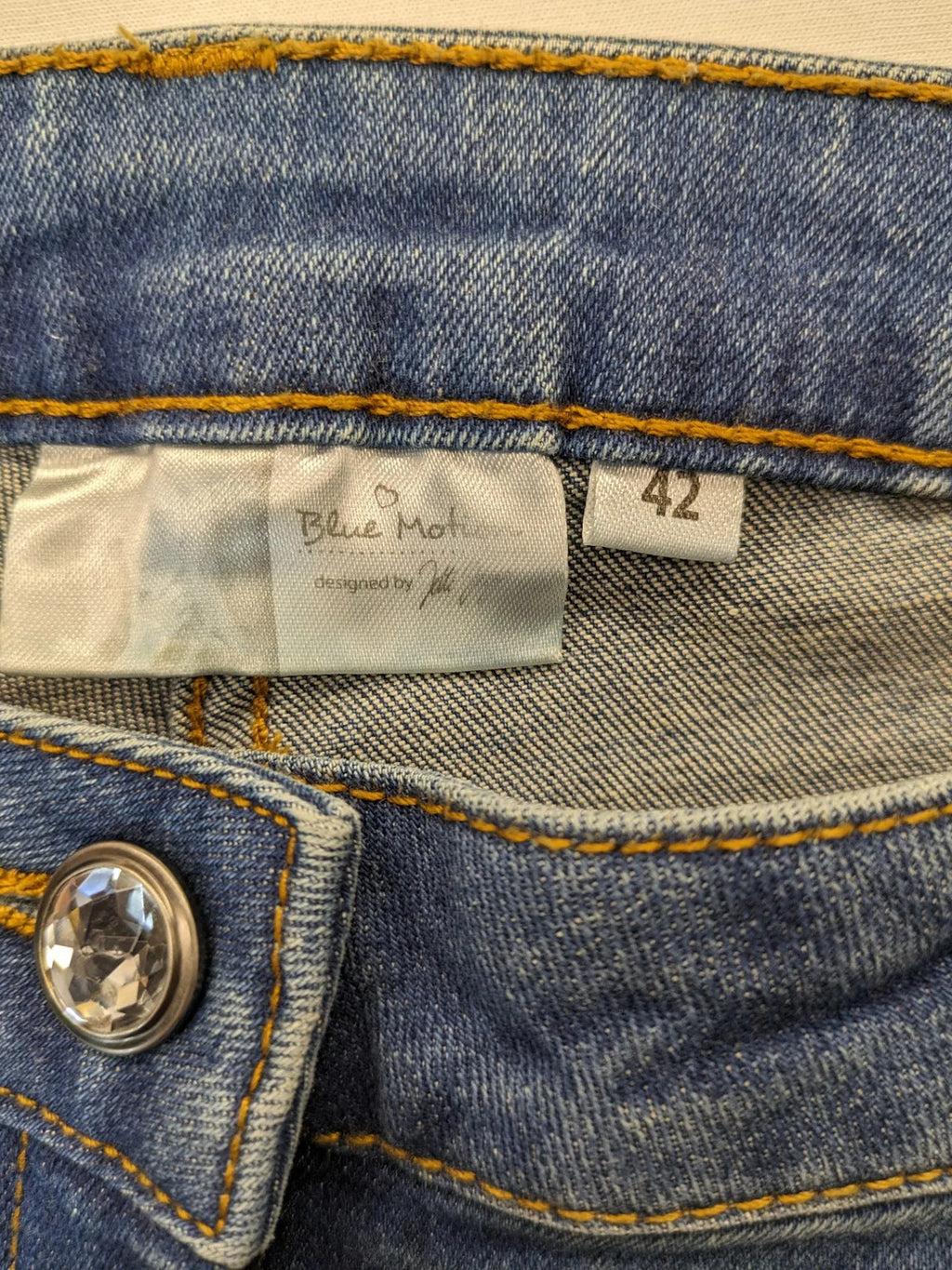 Blue Motion blue straight jeans slim fit with ankle zippers and stretchy material