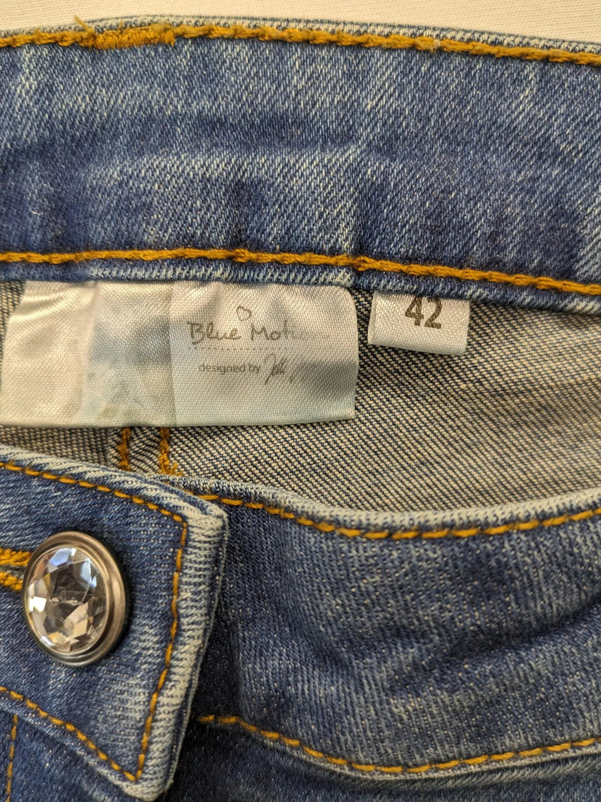 Blue Motion blue straight jeans slim fit with ankle zippers and stretchy material