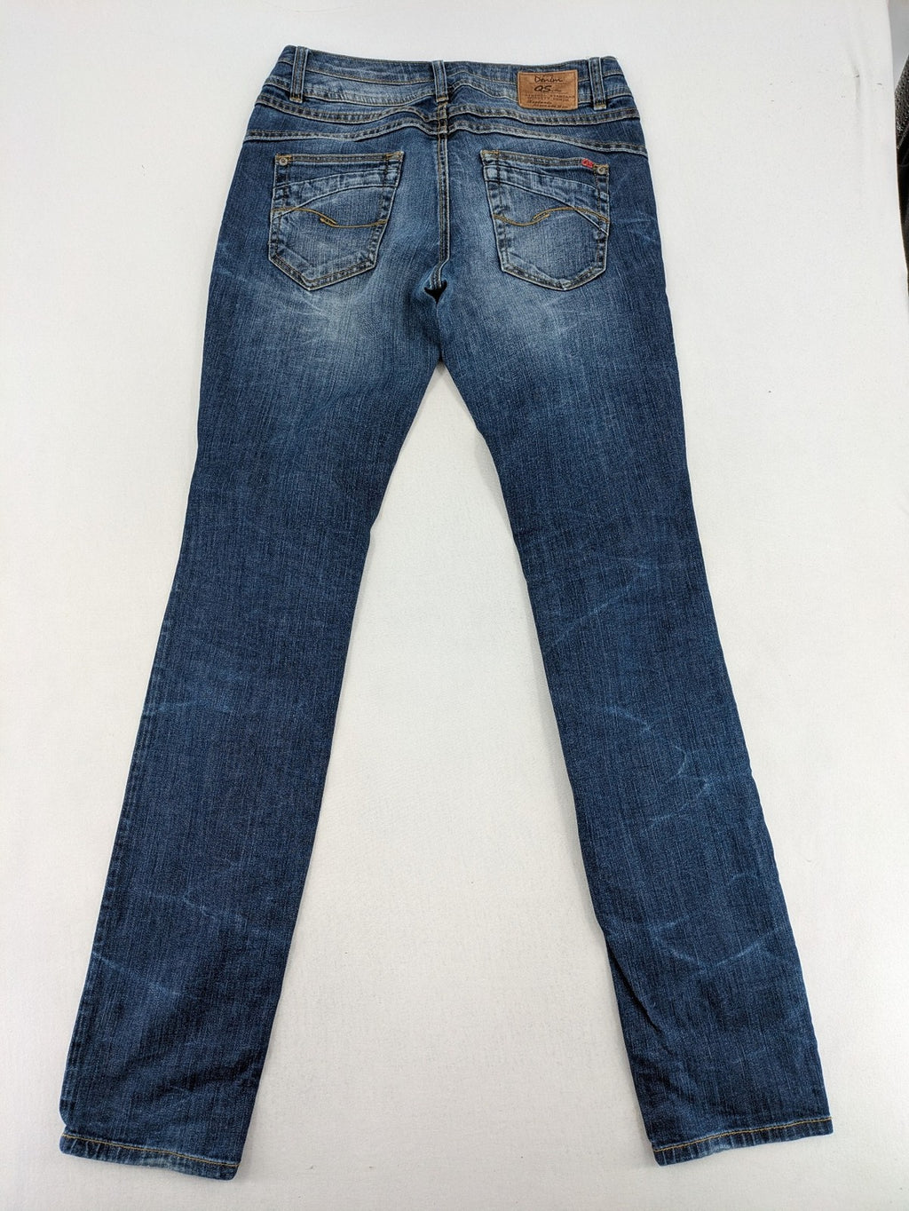 QS by s.Oliver green straight jeans five-pocket design with unique double button closure