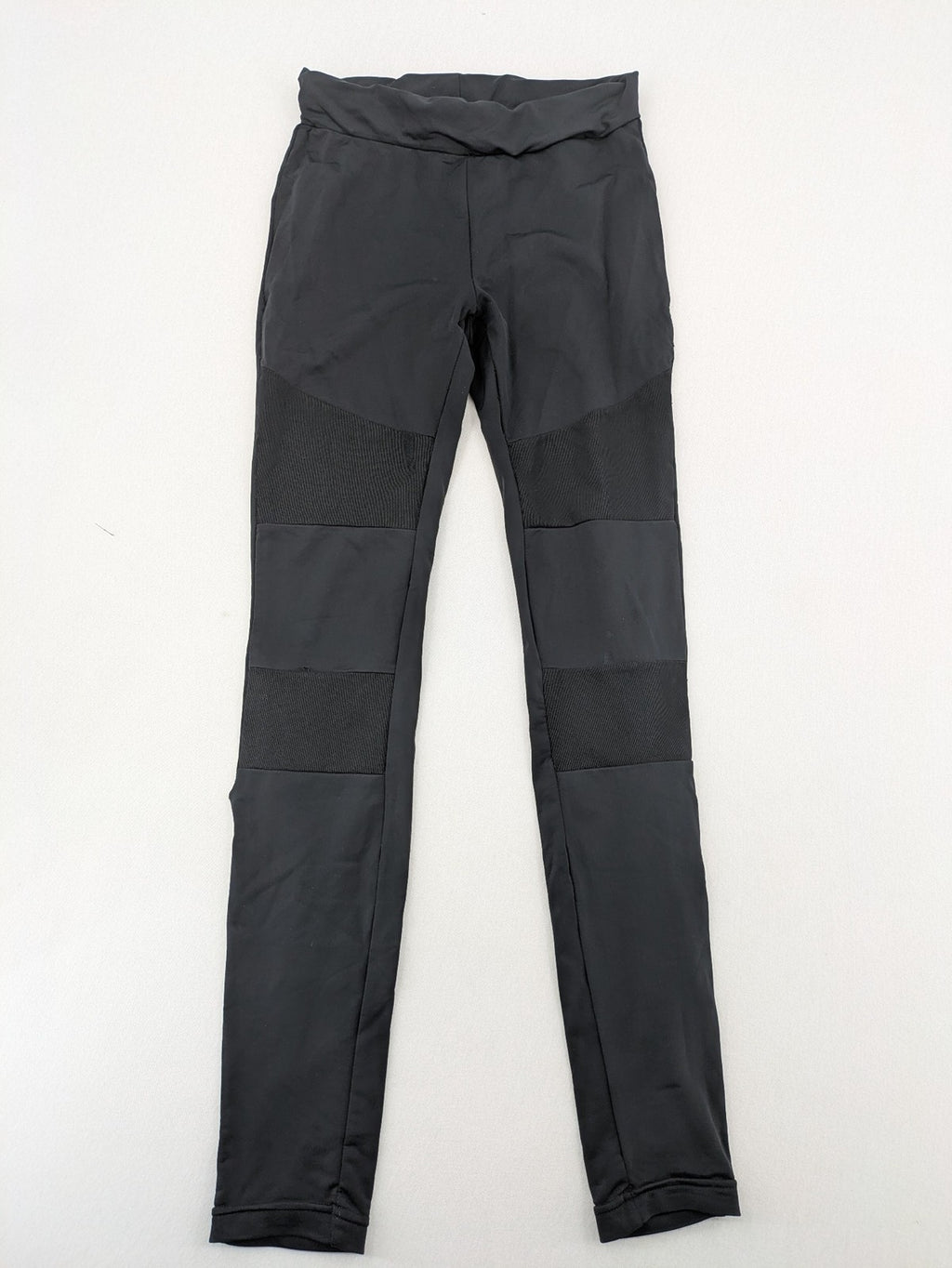 Urban Classics black bicycle tights with grey knee panels and high waist design.