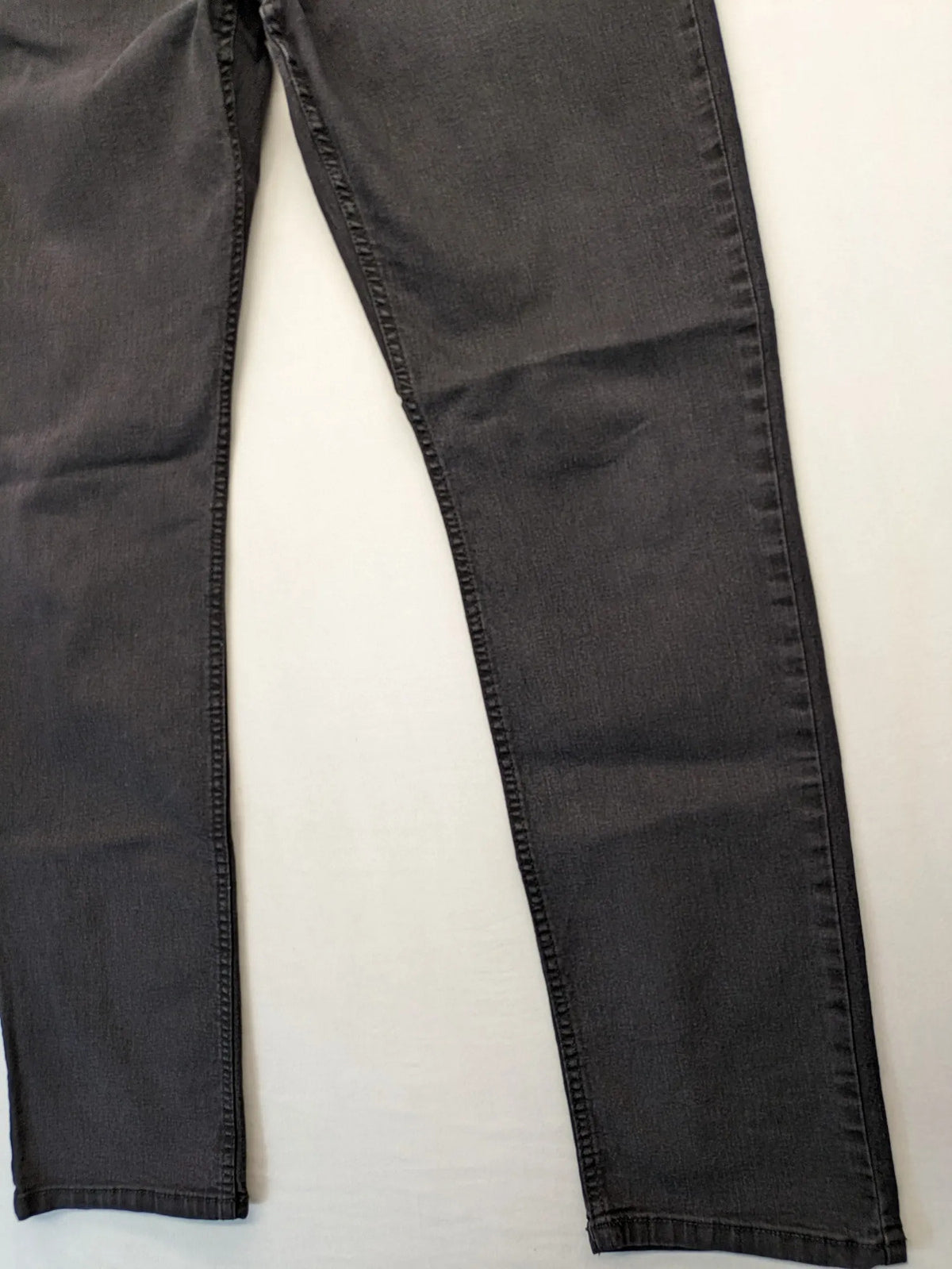 C&A grey straight jeans five-pocket design made from cotton blend with stretch.