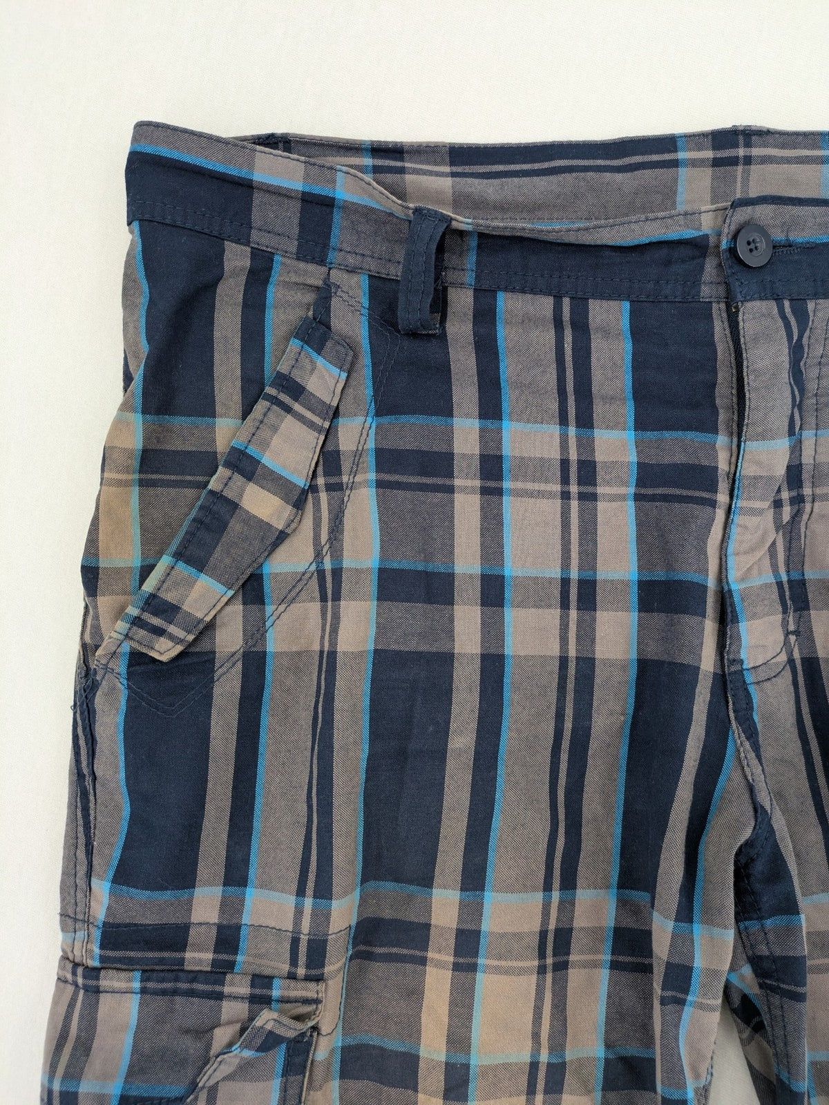 bpc bonprix collection multi cargo shorts blue-grey check pattern with utility pockets