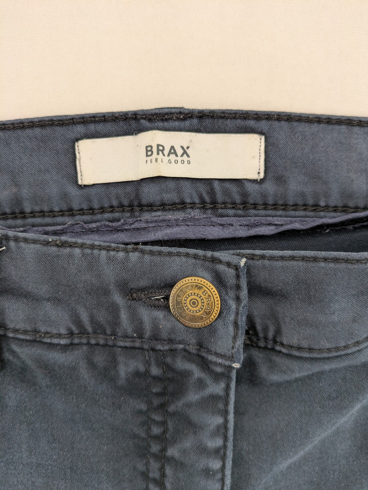 BRAX blue straight leg jeans with "Mary" fit, soft stretch fabric, and washed finish.