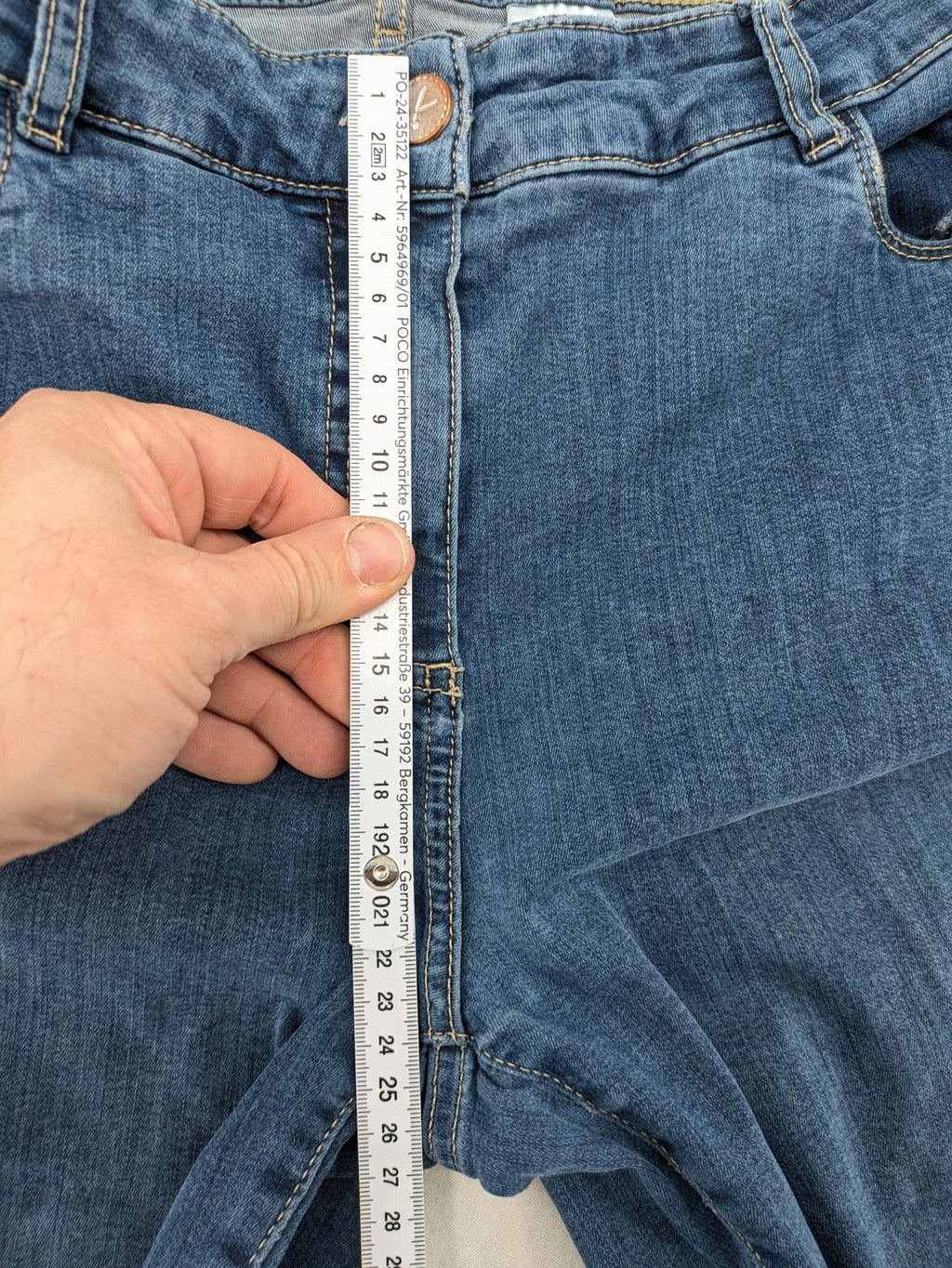 Walbusch blue straight jeans 5-pocket design with zipper and button closure