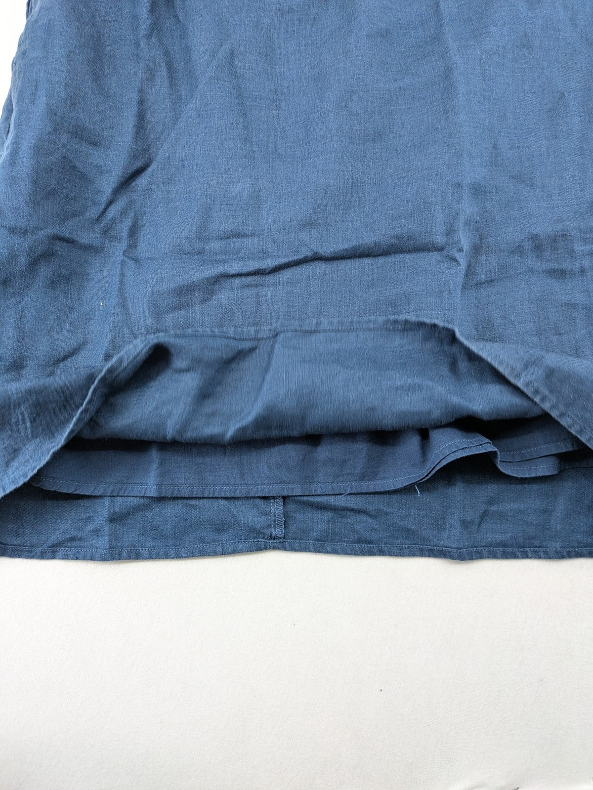 28 Palms blue A-line dress, sleeveless, 100% linen with classic round neckline.