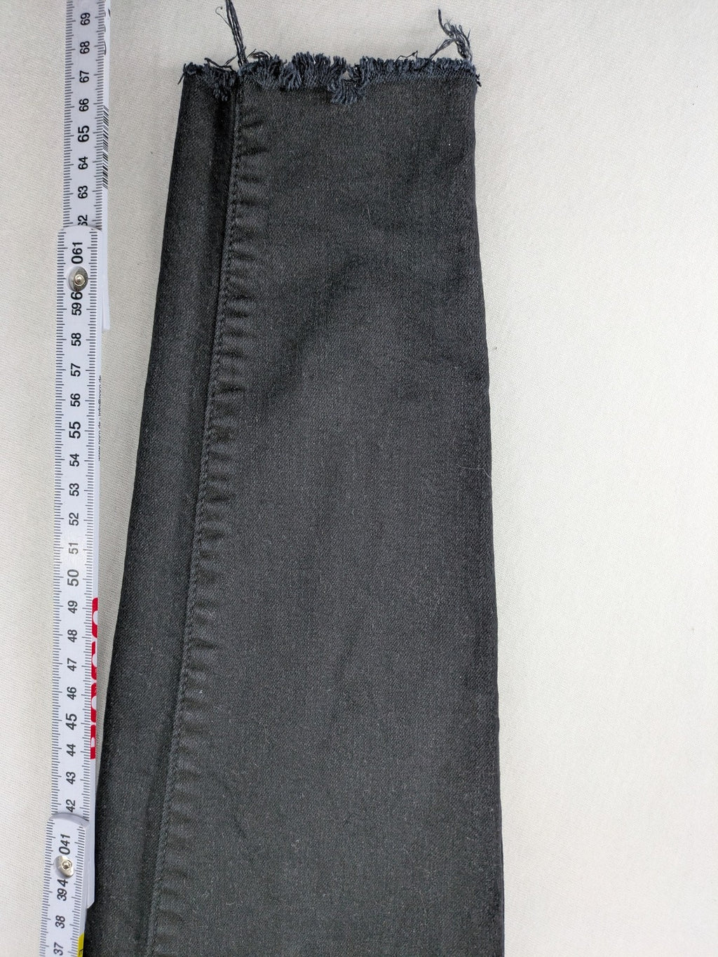 Stradivarius black skinny jeans high waist raw hem five-pocket style