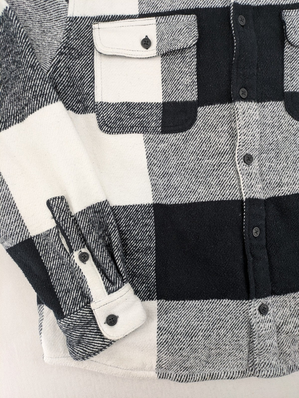 Review flannel jacket black white checkered pattern cotton material with chest pockets