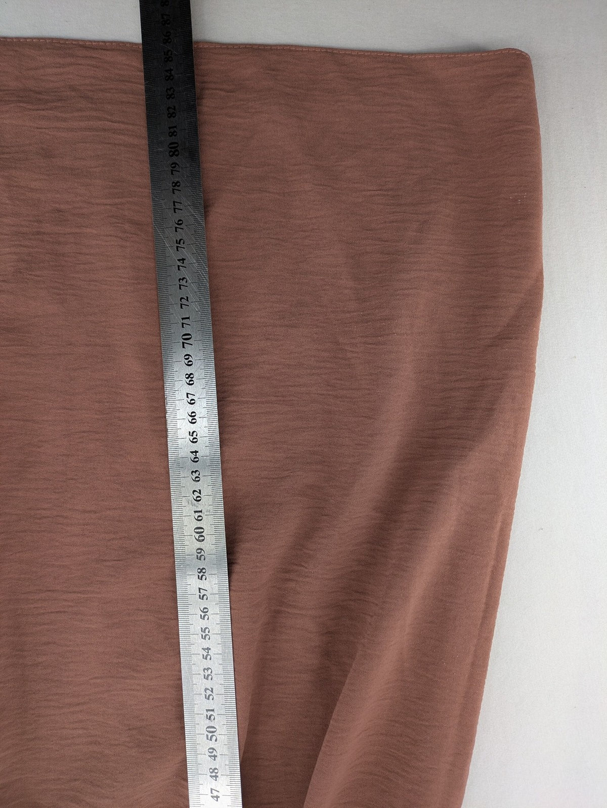 Efsun Moda grey and pink A-line dress with gold decorative chains and long balloon sleeves.